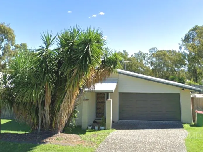 Property in Yamanto, QLD